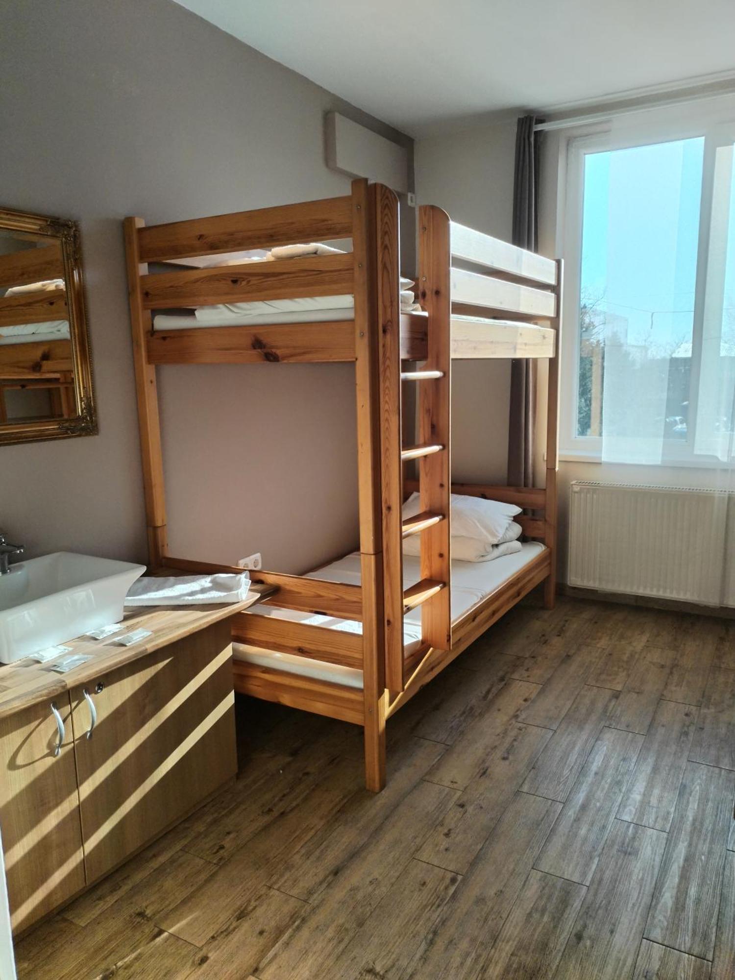 Hostel Ferihegy Vecsés Dış mekan fotoğraf